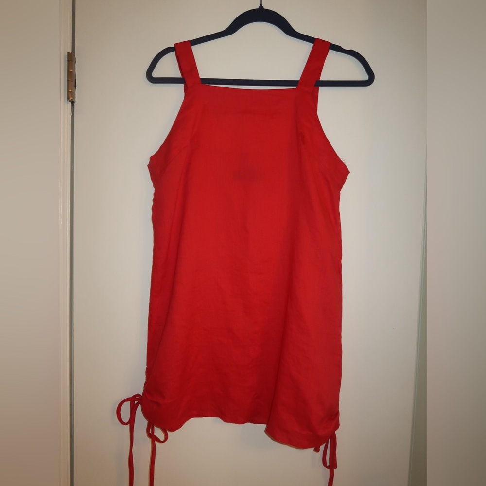 Elegant Red Sleeveless Dress
